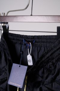 Louis Vuitton Pants