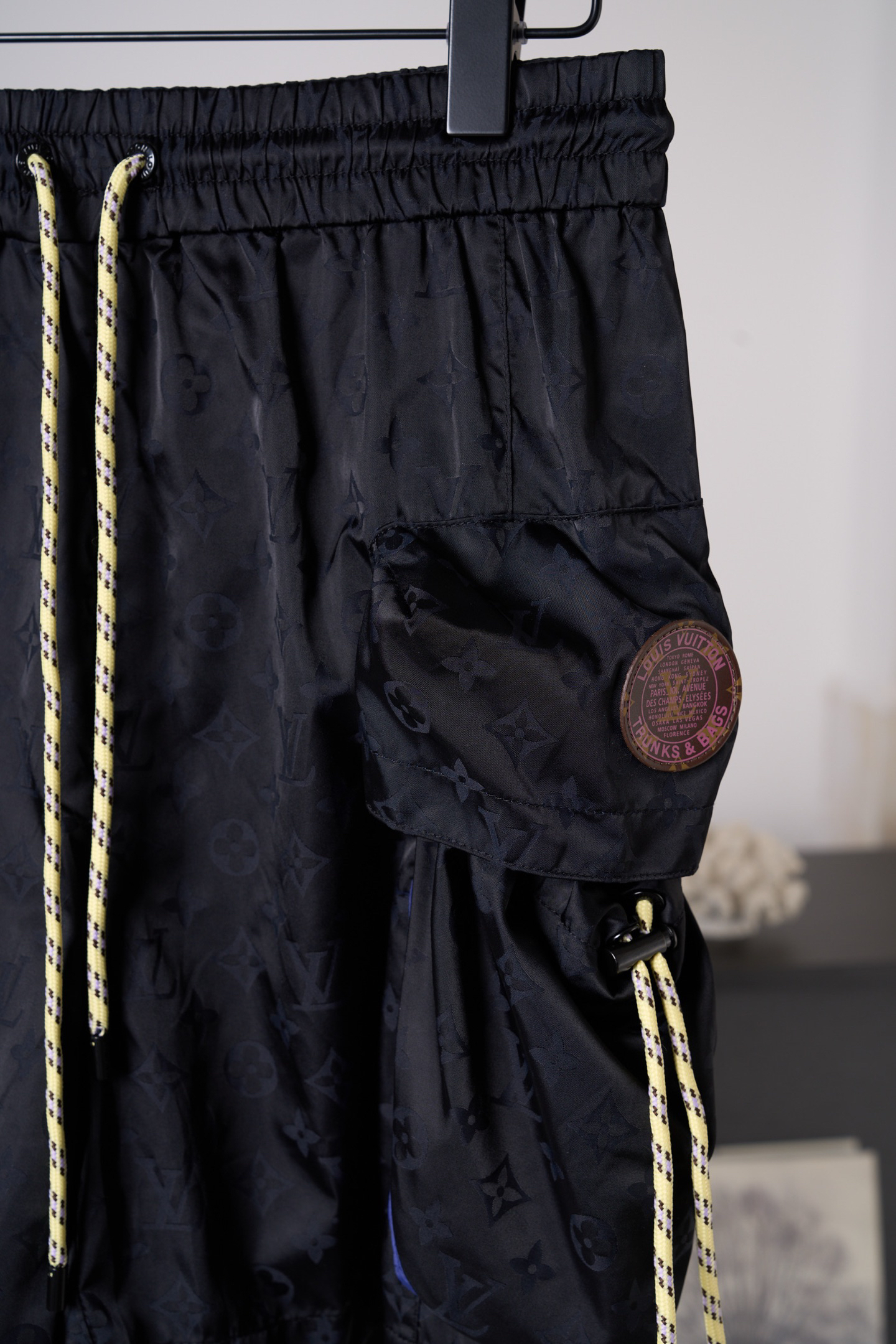 Louis Vuitton Pants