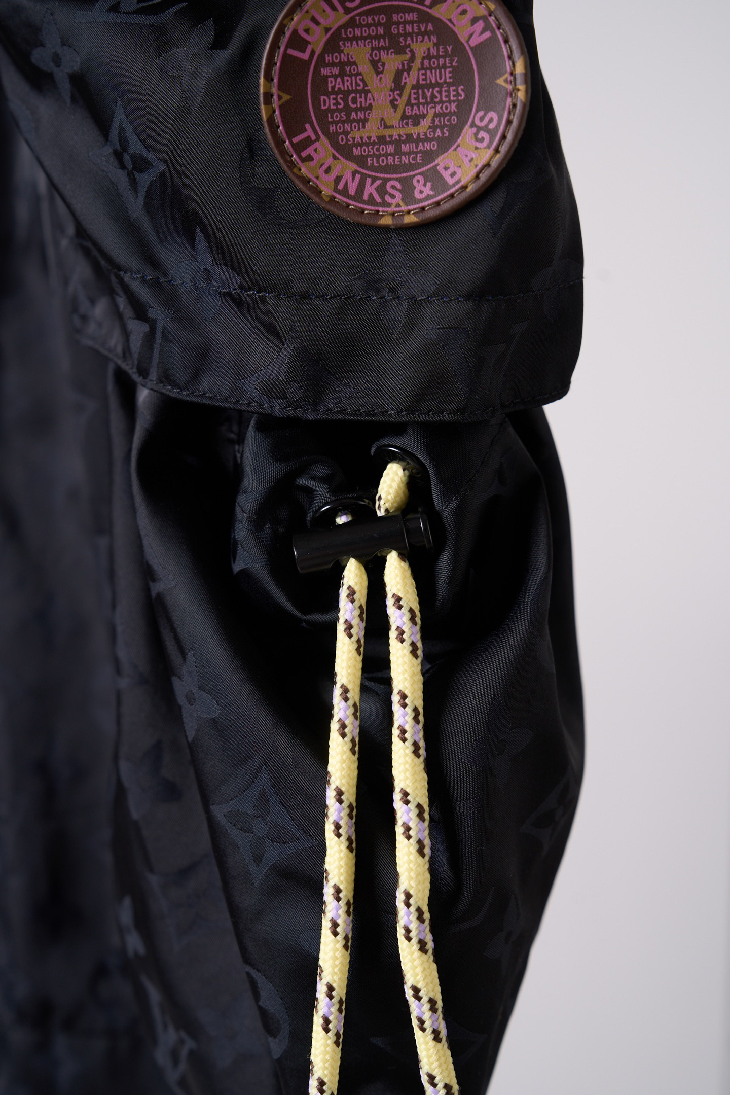 Louis Vuitton Pants