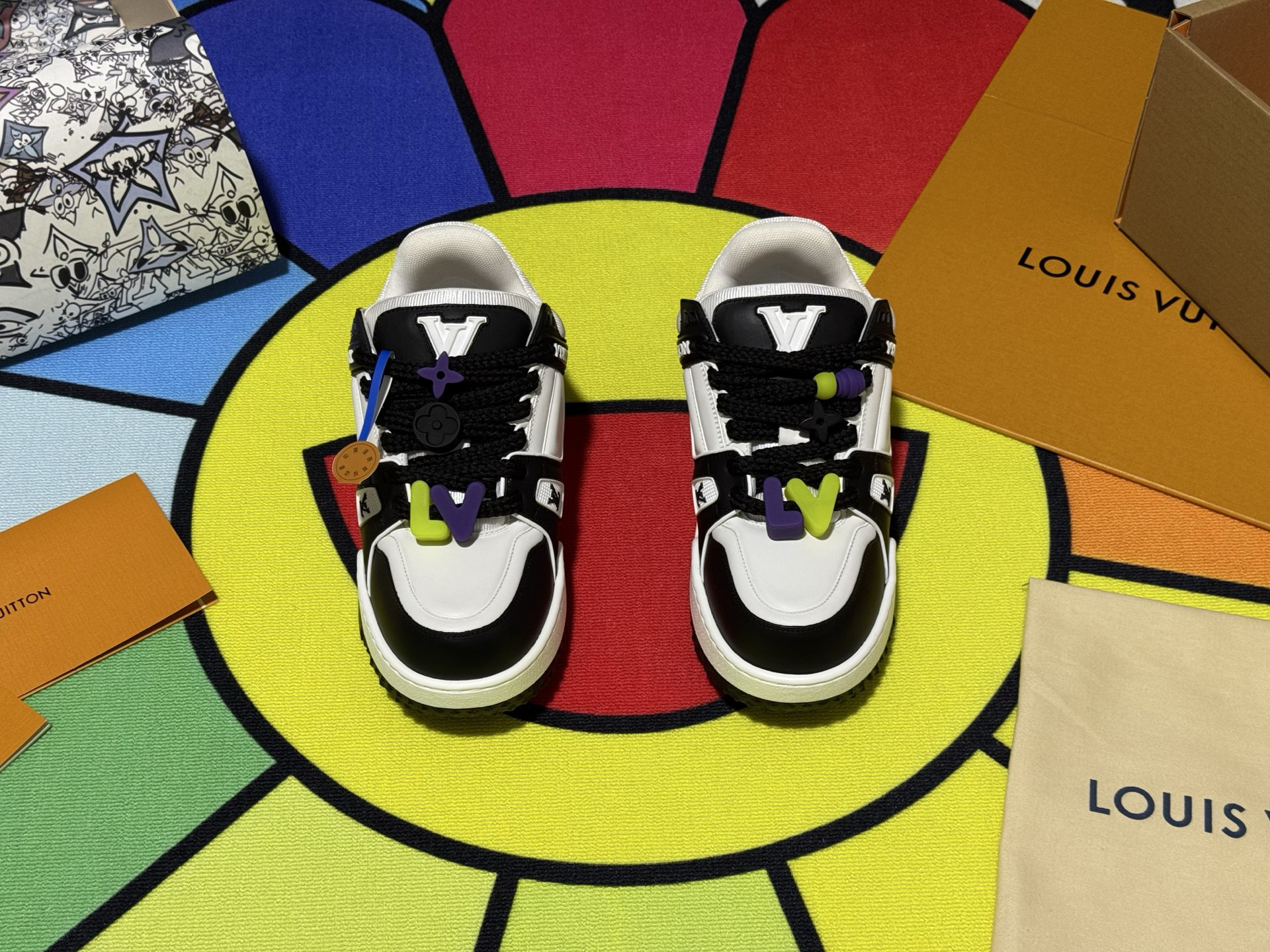 Louis Vuitton Sneakers in Denim