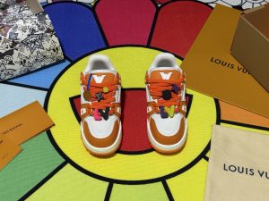 Louis Vuitton Sneakers in Denim