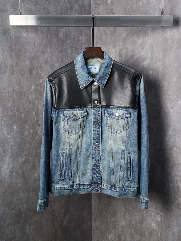 Jacket in Denim
