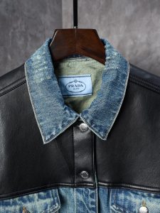 Jacket in Denim