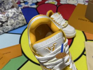 Louis Vuitton Sneakers in Denim