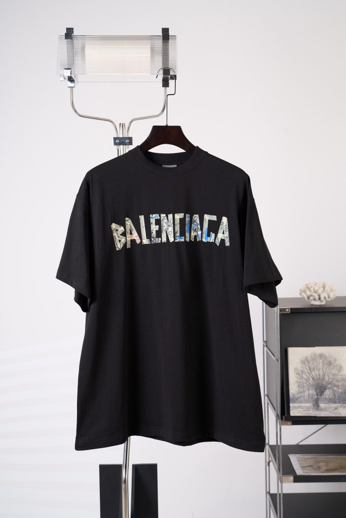 Balenciaga T-Shirt