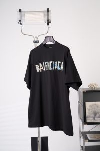 Balenciaga T-Shirt