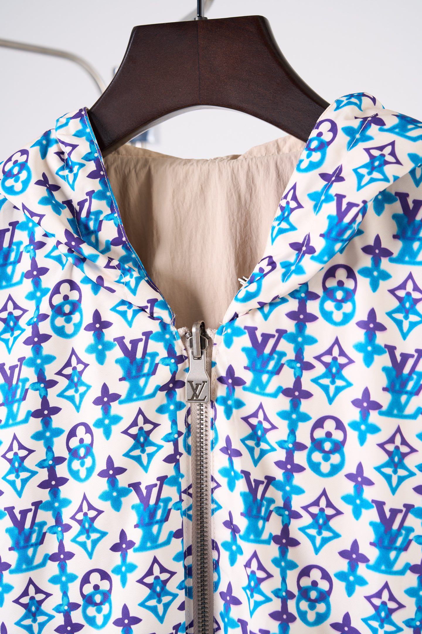 Louis Vuitton Jacket 27300