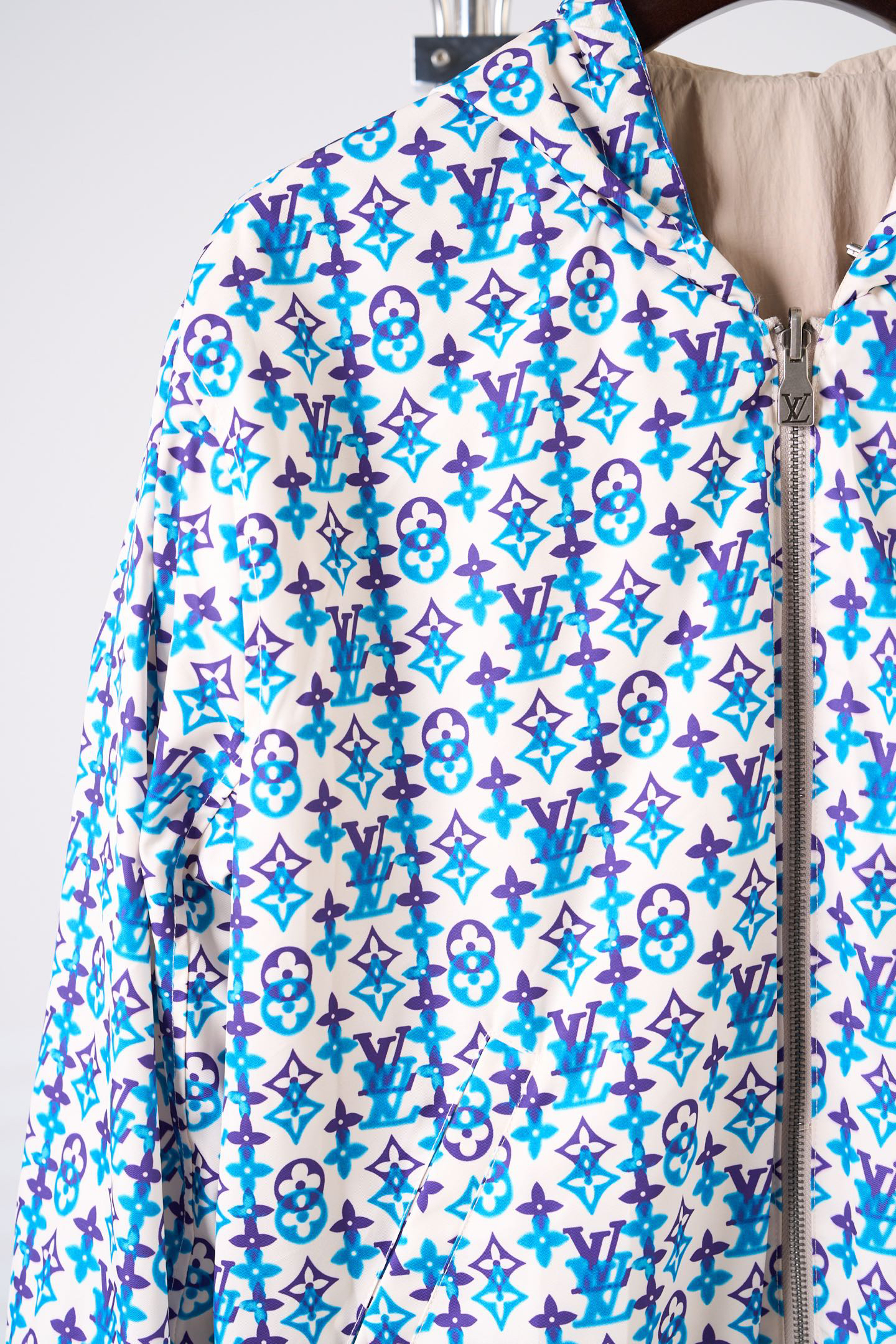 Louis Vuitton Jacket 27300