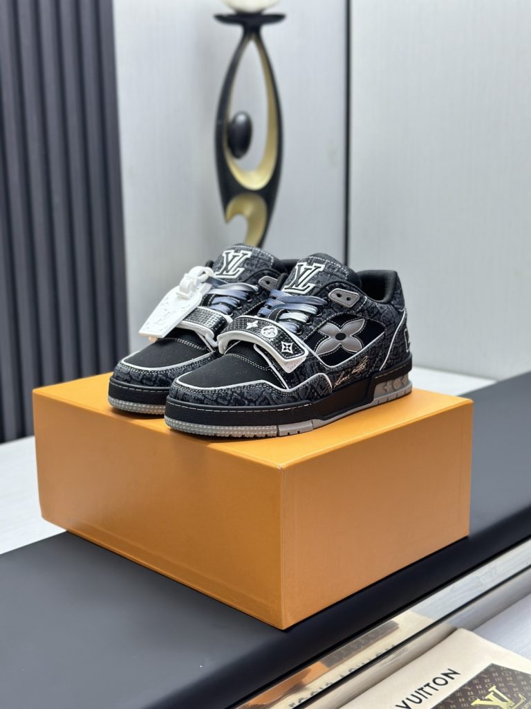 Louis Vuitton Shoes
