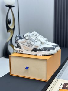 Louis Vuitton Shoes