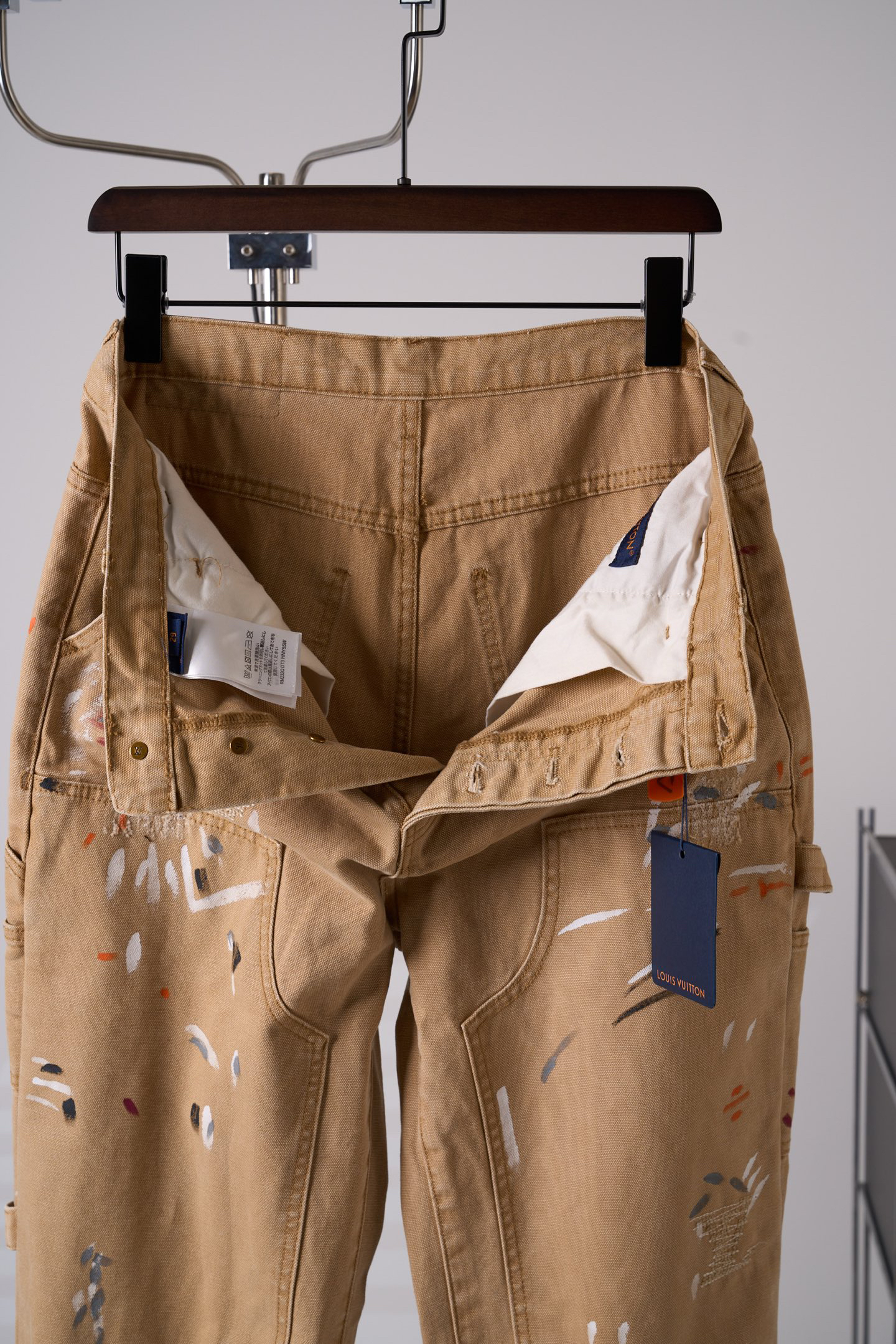 Louis Vuitton Pants