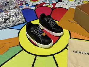 Louis Vuitton Sneakers in Denim