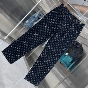 Louis Vuitton Pants in Black