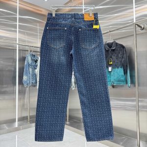 Louis Vuitton Pants in Blue