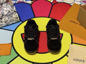 Louis Vuitton Sneakers in Denim