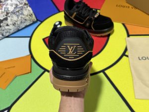 Louis Vuitton Sneakers in Denim
