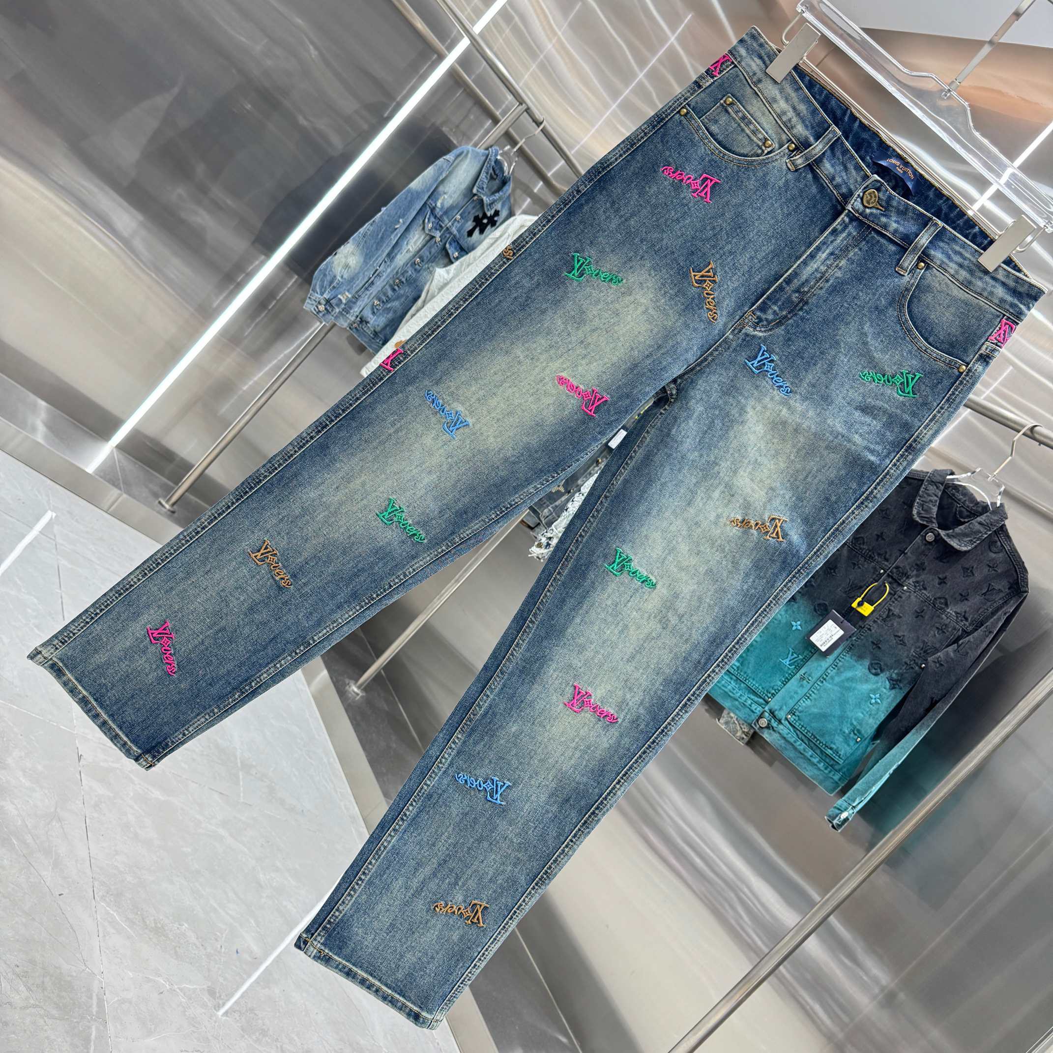 Louis Vuitton Pants in Blue