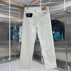 Louis Vuitton Pants in White