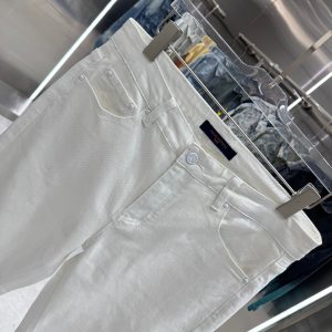 Louis Vuitton Pants in White
