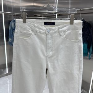 Louis Vuitton Pants in White