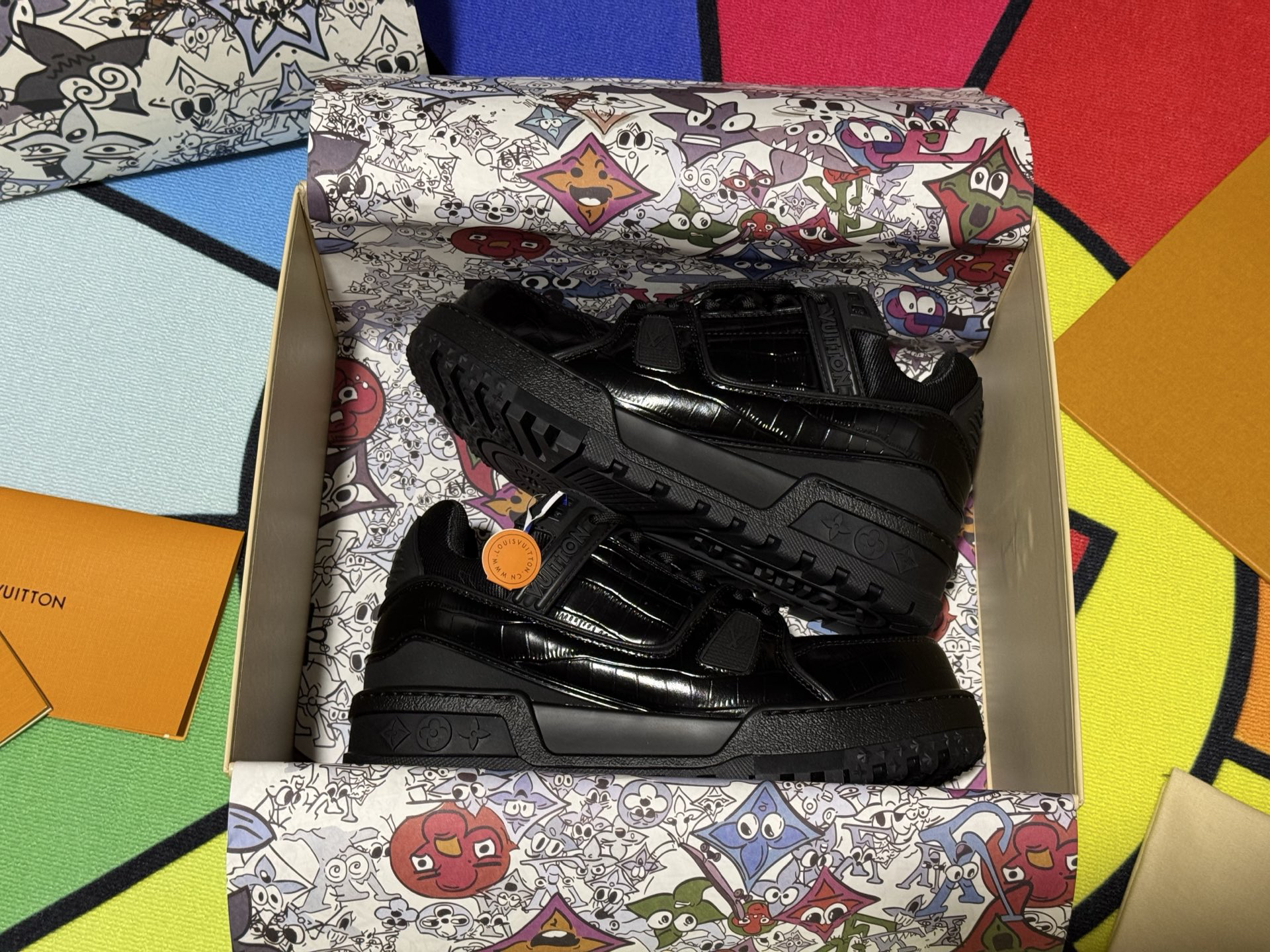 Louis Vuitton Sneakers in Denim