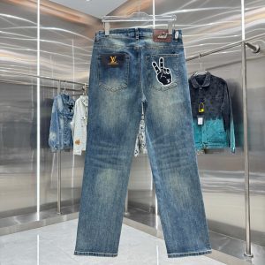 Louis Vuitton Pants in Blue