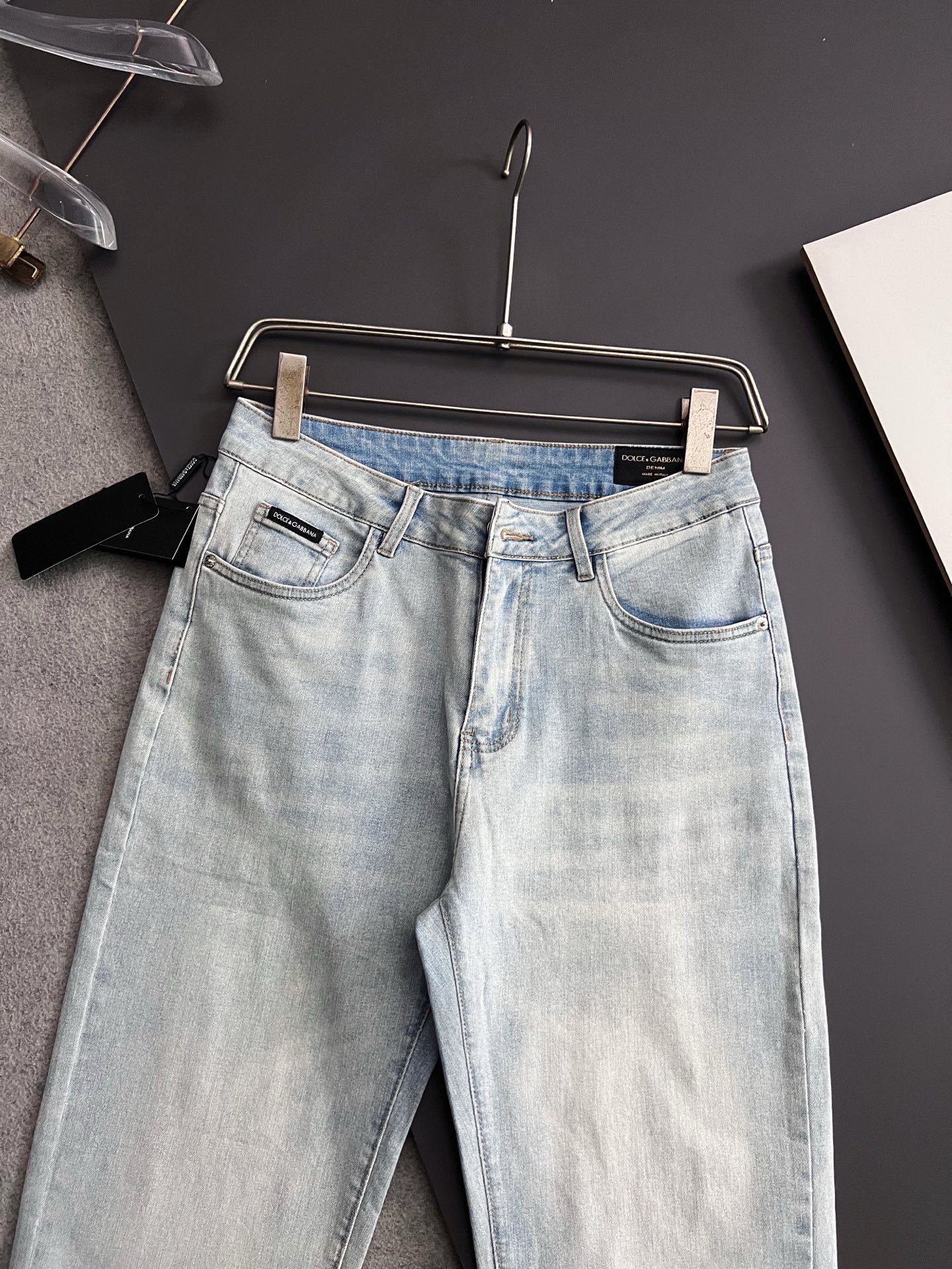 Pants in Denim