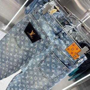 Louis Vuitton Pants in Blue