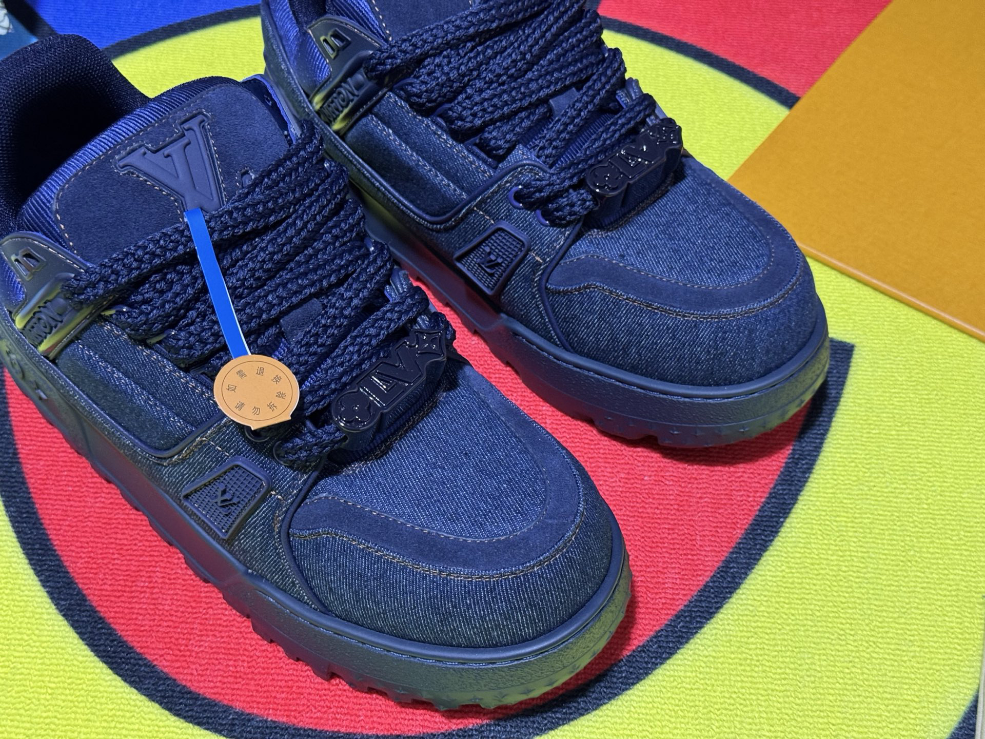 Louis Vuitton Sneakers in Denim