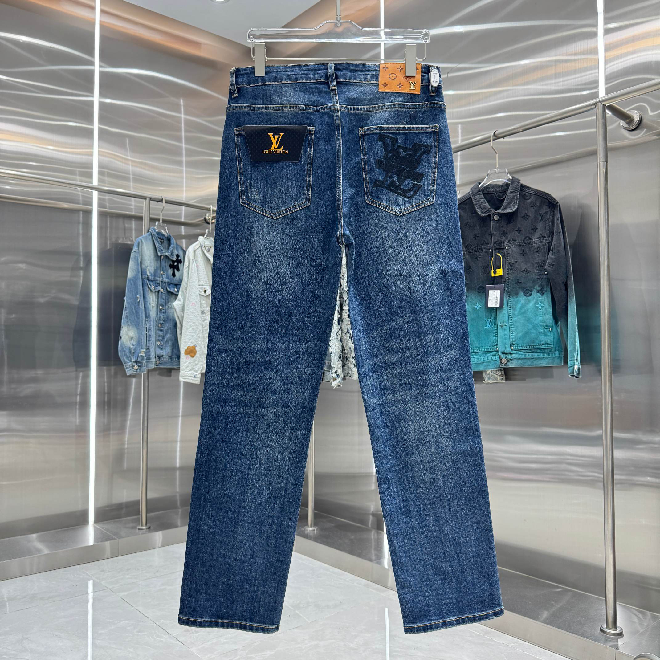 Louis Vuitton Pants in Blue