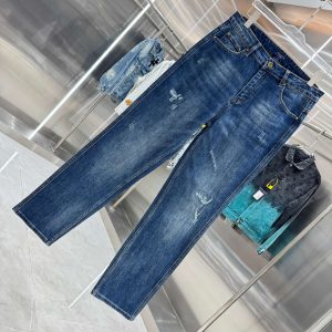 Louis Vuitton Pants in Blue