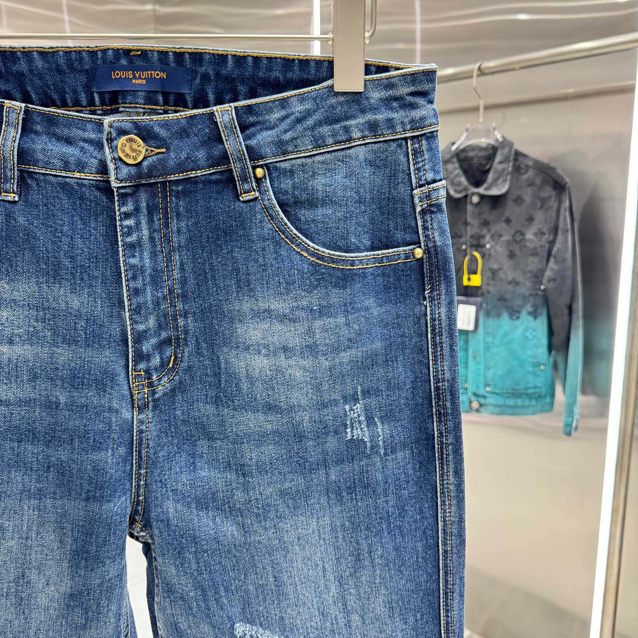 Louis Vuitton Pants in Blue