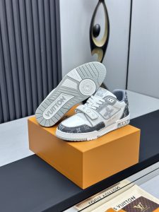 Louis Vuitton Shoes