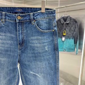 Louis Vuitton Pants in Blue
