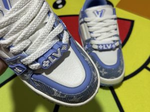 Louis Vuitton Sneakers in Denim