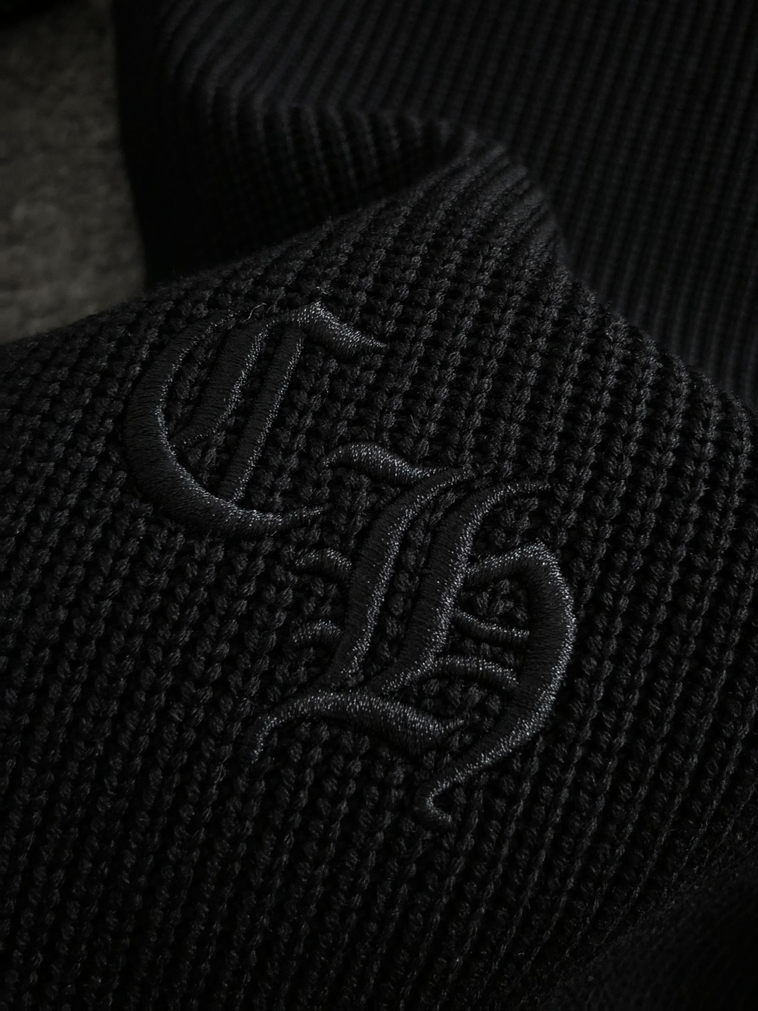 Hoodie in Black