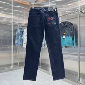 Pants in Denim