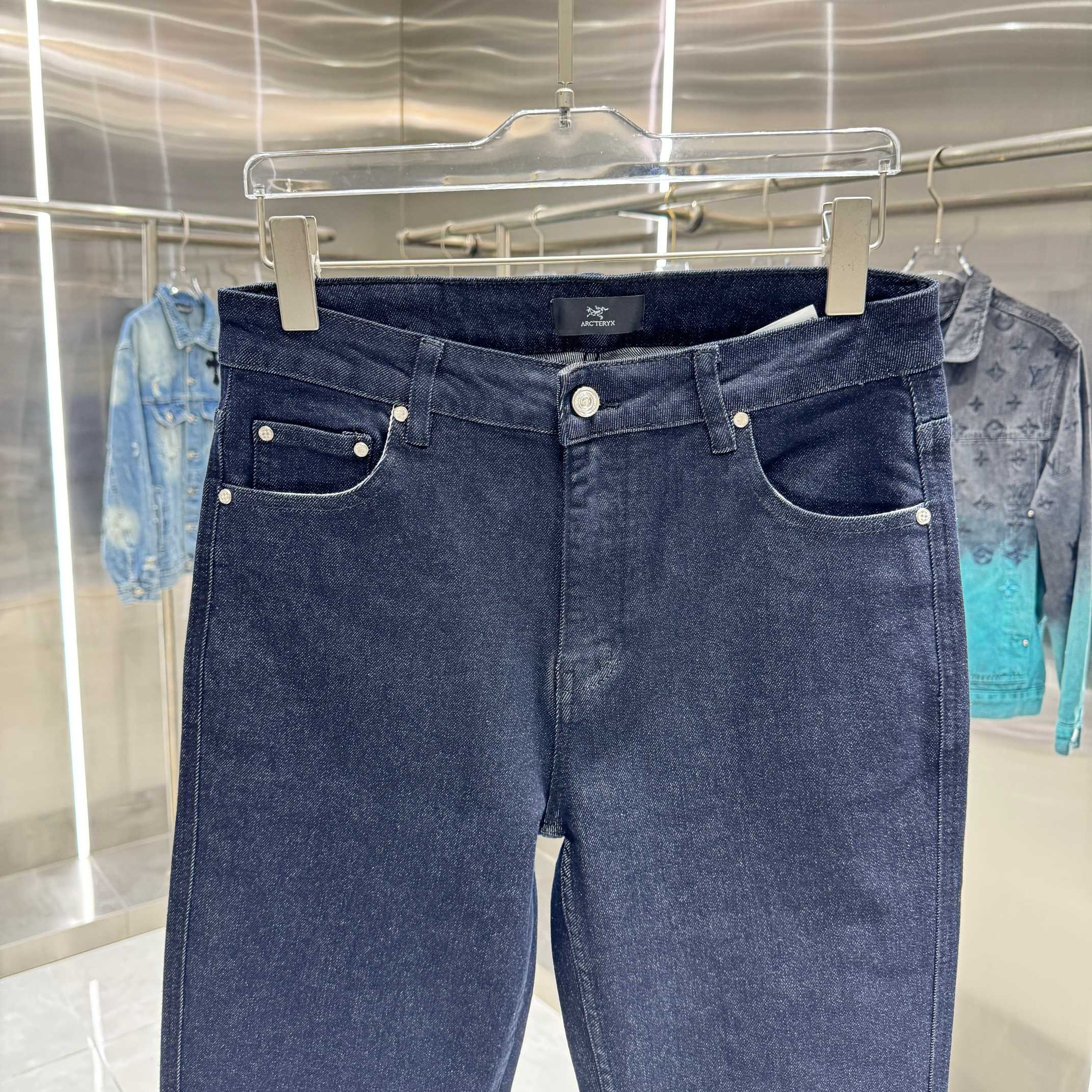 Pants in Denim