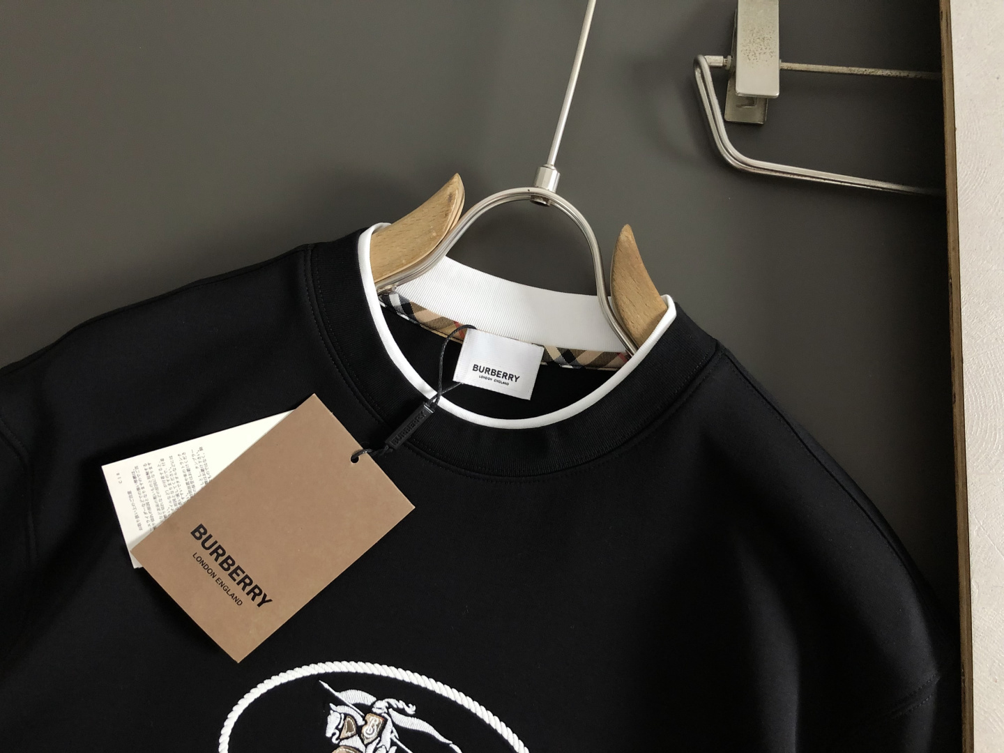 Hoodie in Black