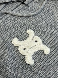 Hoodie in Grey