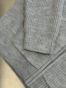 Hoodie in Grey