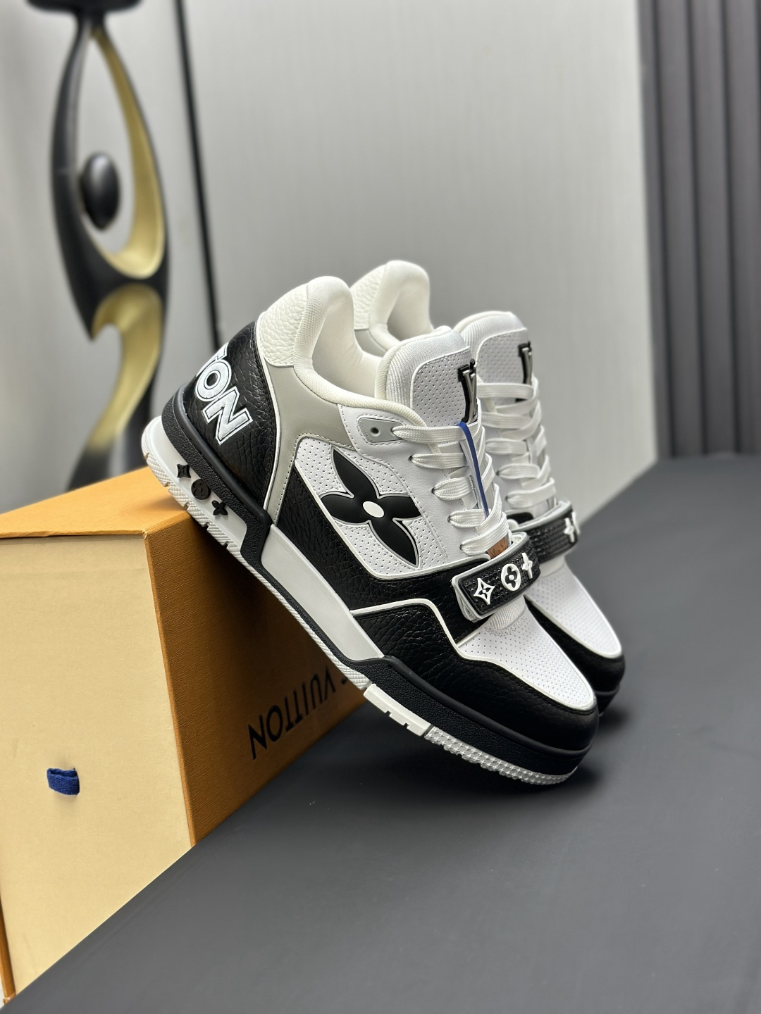 Louis Vuitton Shoes