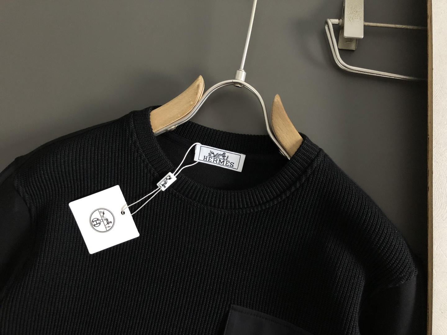 Hoodie in Black