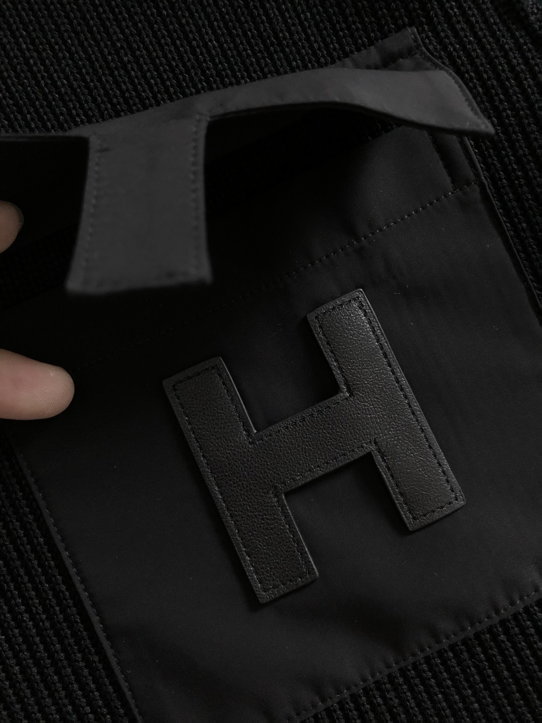 Hoodie in Black