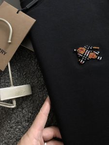 Hoodie in Black