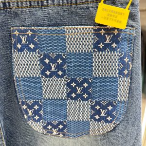Louis Vuitton Pants in Black
