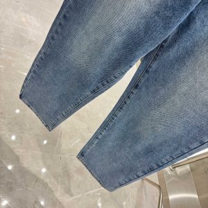 Louis Vuitton Pants in Black