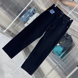 Louis Vuitton Pants in Black