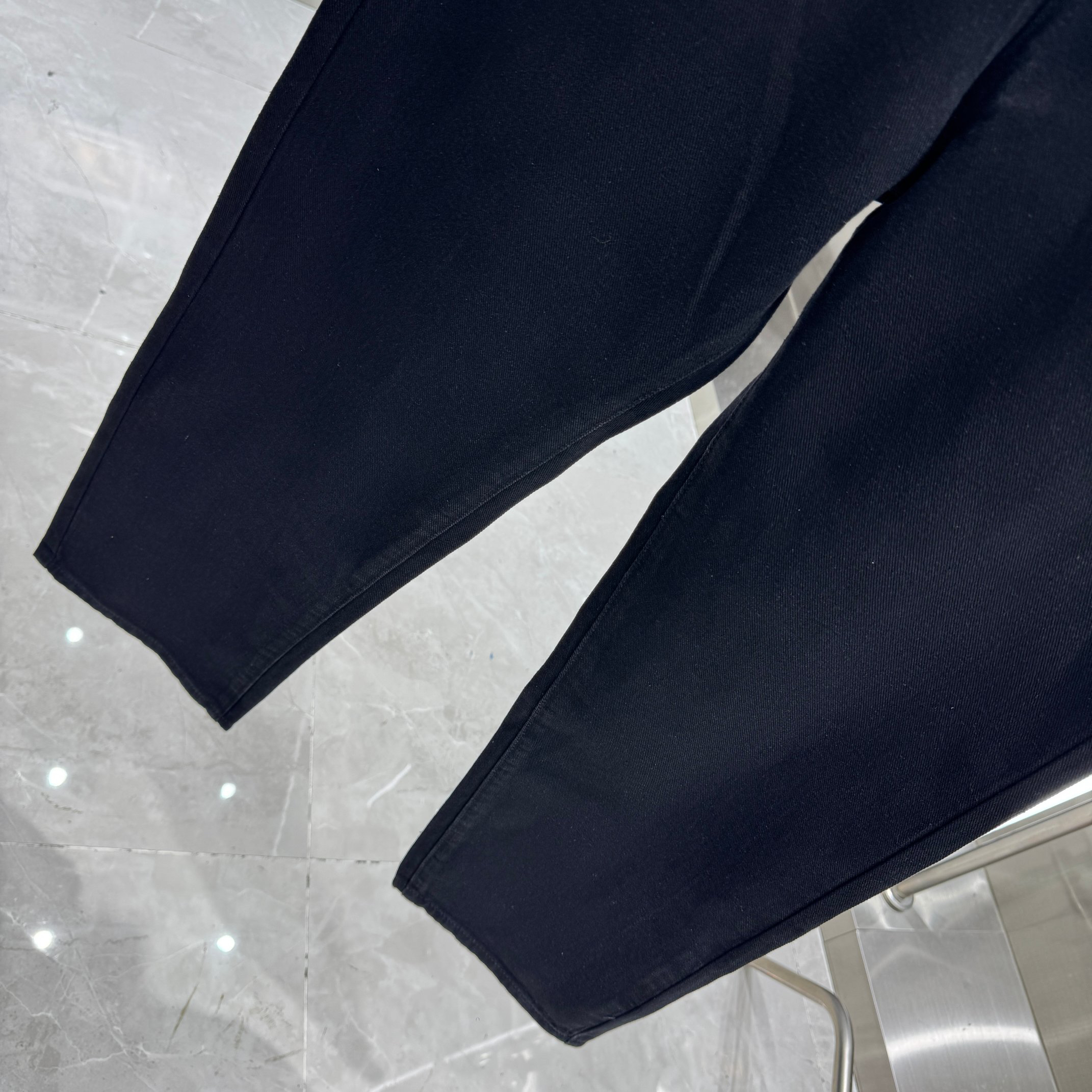 Louis Vuitton Pants in Black