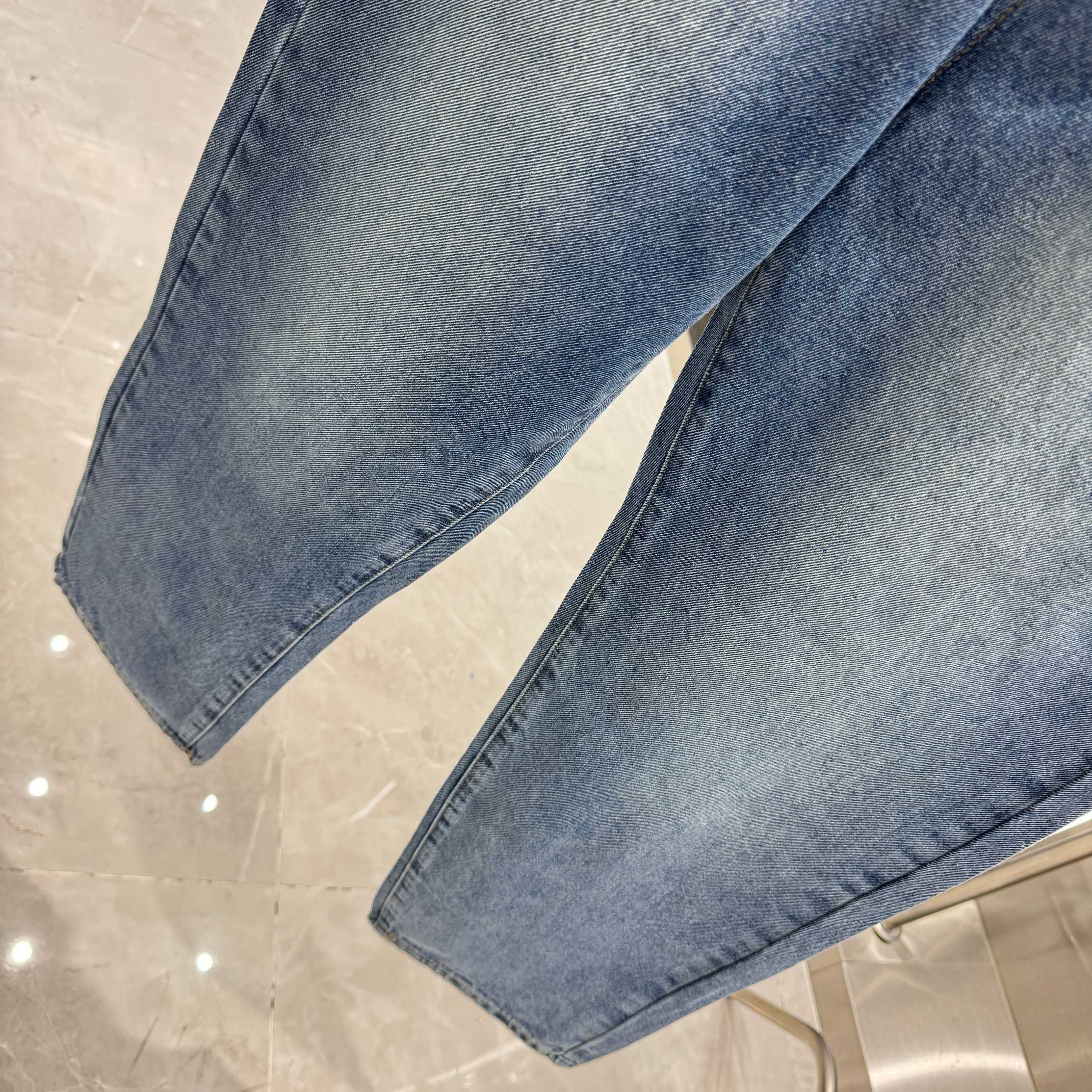 Louis Vuitton Pants in Black